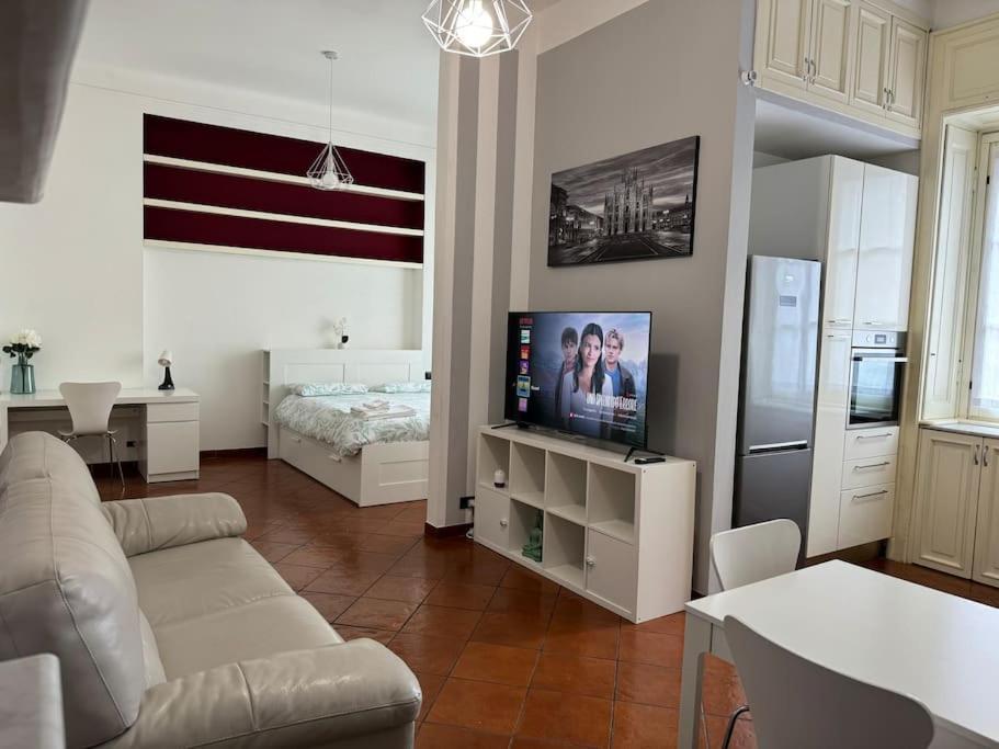 Ponthouse: Navigli, Iulm, Romolo Appartement Milaan Buitenkant foto