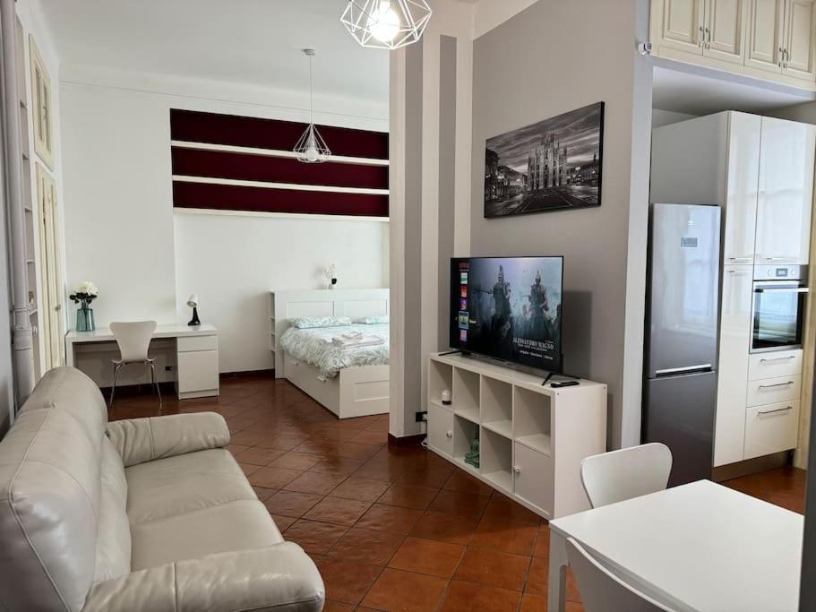 Ponthouse: Navigli, Iulm, Romolo Appartement Milaan Buitenkant foto