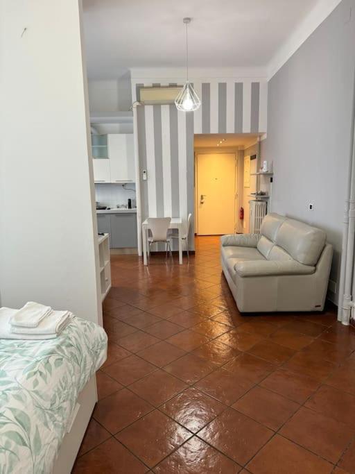 Ponthouse: Navigli, Iulm, Romolo Appartement Milaan Buitenkant foto